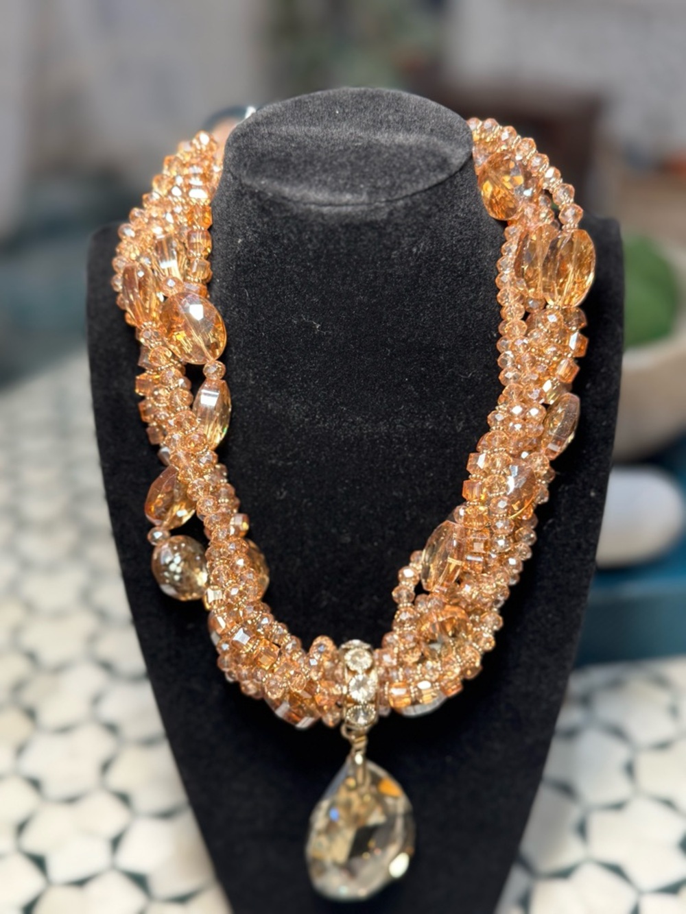 ⚜️ Gold Crystal Braided Statement Necklace with Teardrop Pendant ⚜️ - Picture 3 of 3